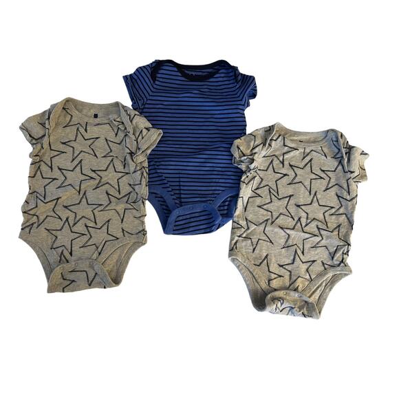 Baby Gap 18-24 Months 3 Short Sleeve One Pieces Tops  2 Pairs Jean Shorts - Picture 2 of 12